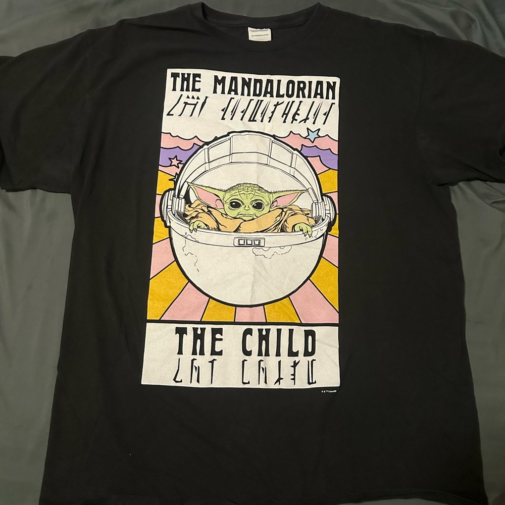Black Star Wars shirt of grogu